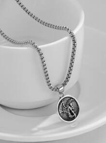 時尚流行男士人物細節圓形吊墜項鍊合金，適合珠寶禮物和時尚外觀 - 銀色 - 查看 3