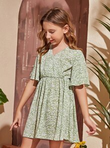 SHEIN Girls Allover Floral Print Overlap Collar Dress - Green - View 4