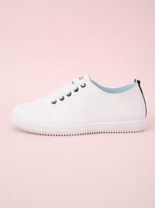 字母圖案前綁帶板鞋,時尚素色白色女士休閒運動鞋 - 白色 - 查看 2