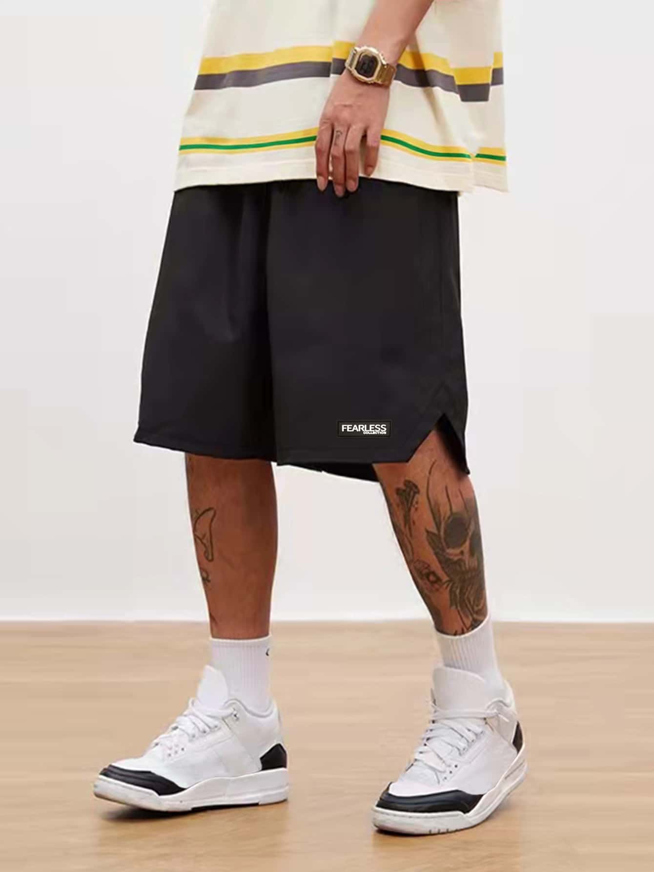 Manfinity Hypemode Men's Loose Fit Letter Patches Shorts - Black - View 1