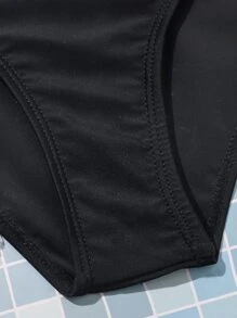 少女扎染比基尼套装 夏日海滩