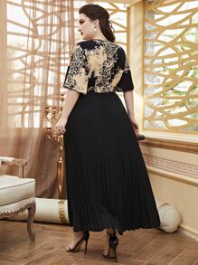 Modelyn 大碼豹紋交叉前繫帶百褶下擺連衣裙