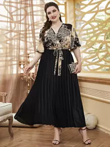 Modelyn 大碼豹紋交叉前繫帶百褶下擺連衣裙