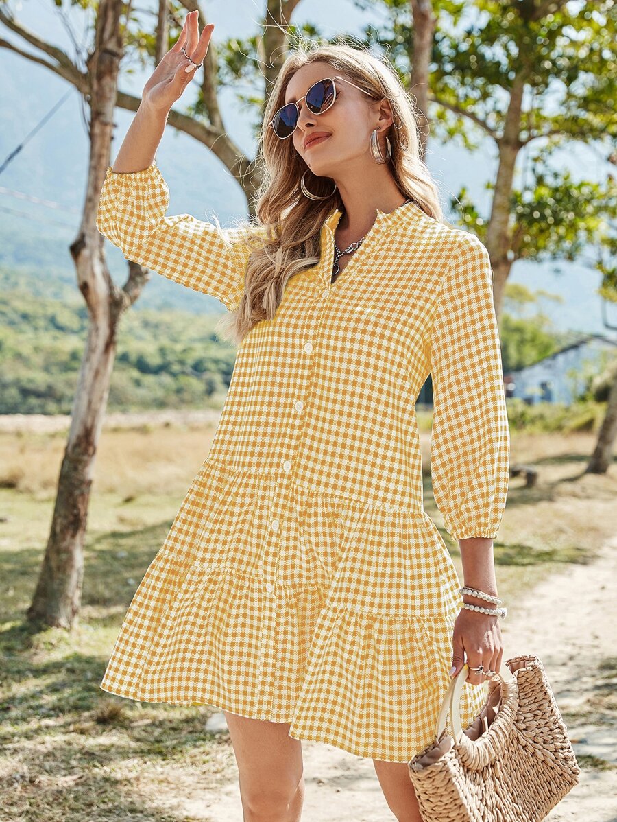 SHEIN Holidaya Vestido de guingán de cuello notch bajo con fruncido - Amarillo - Ver 1