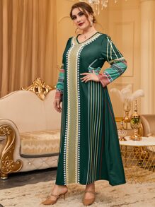 Al Najma Plus Colourful Striped & Geo Print Tee Dress - Dark Green - View 5