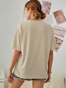 SHEIN EZwear Áo thun nữ Slogan Loại bướm Giải trí - Màu Khaki - Xem 2