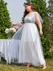 SHEIN Belle Plus Contrast Sequin Mesh Overlay Butterfly Sleeve Maxi Wedding Dress - White - View 3