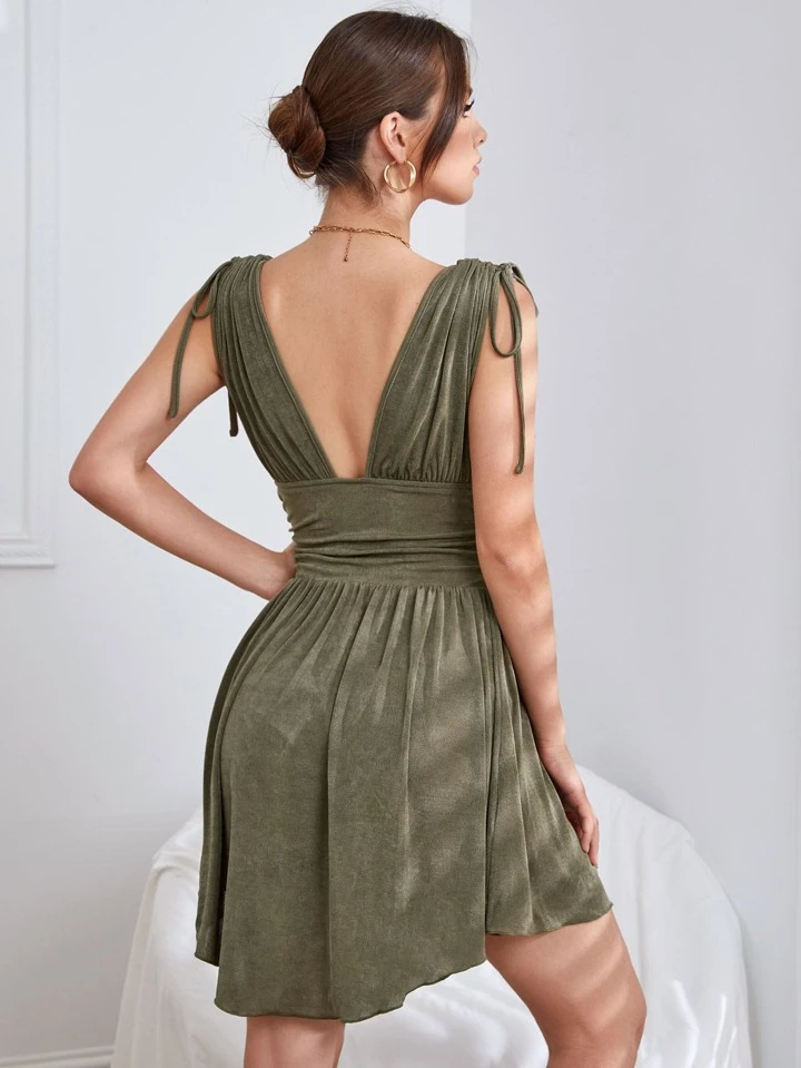 Our Plunging Neck Drawstring Shoulder Ruched Side Dress is such a vibe -  ROMWE