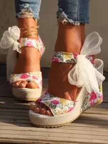Floral Pattern Wedge Sandals - Multicolor - View 1