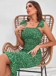 SHEIN Privé Knot Strap Ruffle Hem Shirred Ditsy Floral Cami Dress - Multicolor - View 4