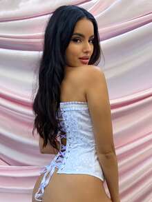 提花褶邊塑身上衣和內褲套裝