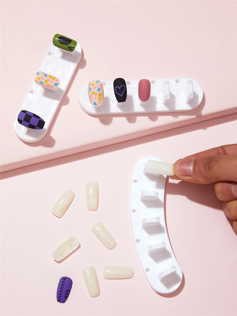 3入組指甲展示和10入組假指甲 - 白色 - 查看 1