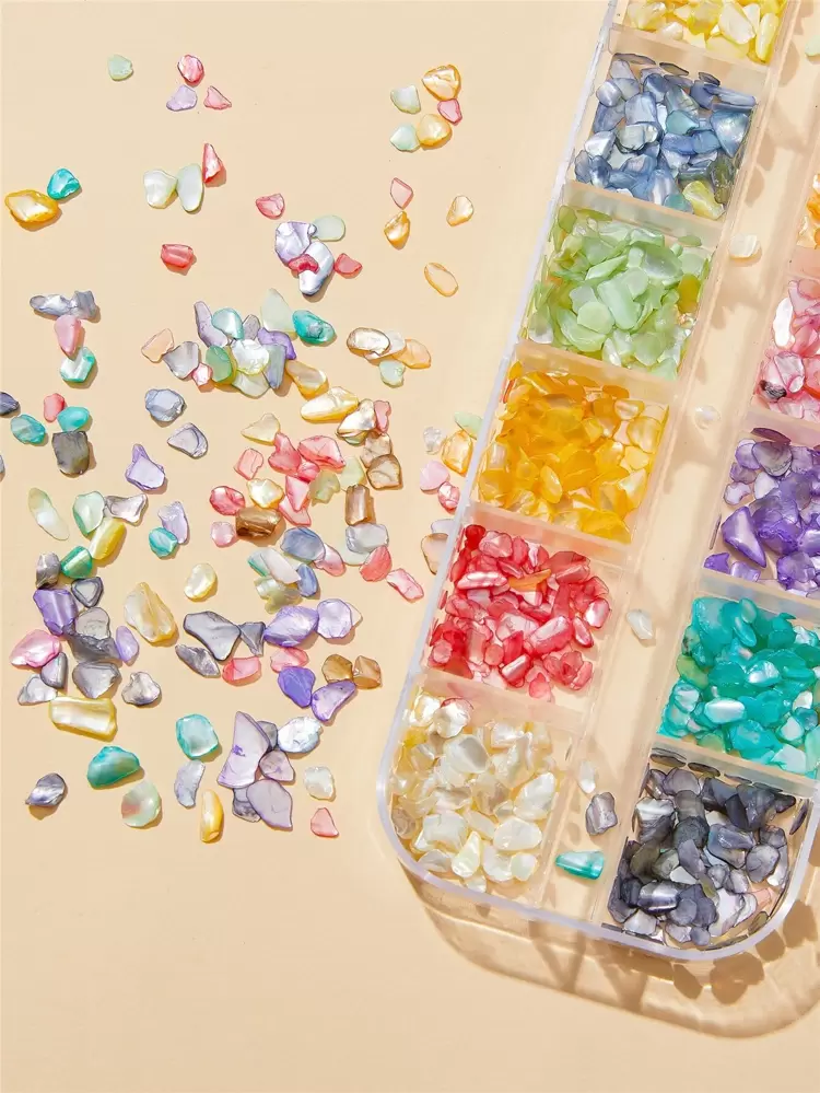12 Colors High-End Nail Art Decorative Beads Colorful Shell Slices, Nail Art Accessories Storage Box (12 Grids) Diy Nail Charms Nail Gems Nail Supplies Nails