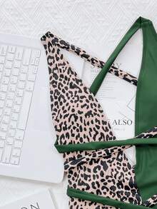 Contrast Leopard Knot Side Plunging One-Piece Swimsuit, For Summer Beach Vacation - Multicolor - View 3