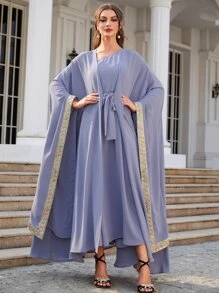 Al Najma Abaya brodé fleur & Robe ceinturée asymétrique - Prune - Voir 1