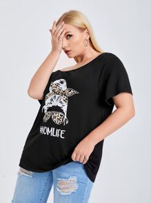 Camiseta oblicuo cuello con estampado de figura - Negro - Ver 4