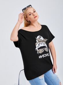 Camiseta oblicuo cuello con estampado de figura - Negro - Ver 5