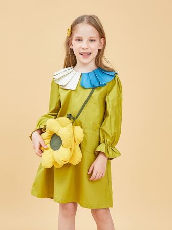 女孩拼接百褶誇大領口荷葉袖連衣裙