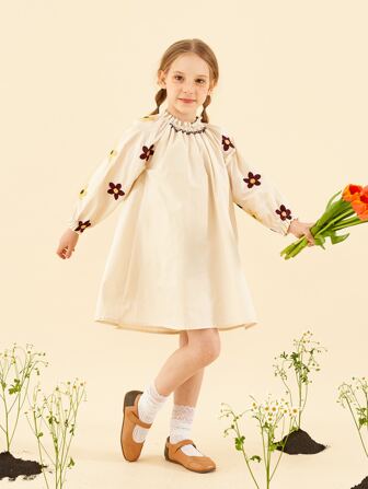 女孩1入組花卉刺繡褶邊燈籠袖連衣裙