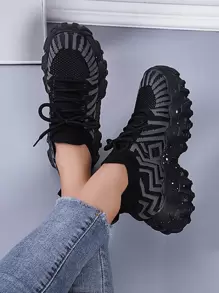 Fall/Winter Striped Pattern Lace-Up Front Chunky Sneakers - Black - View 5