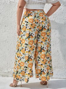 SHEIN Frenchy Plus Allover Floral Wide Leg Trousers - Multicolor - View 2