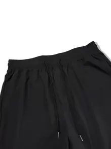 Manfinity Hypemode 男士對比色面板束腰短褲 - 黑色 - 查看 3