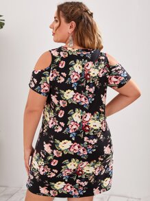 SHEIN VCAY 大碼印花挖肩鏤空連衣裙 - 彩色 - 查看 2