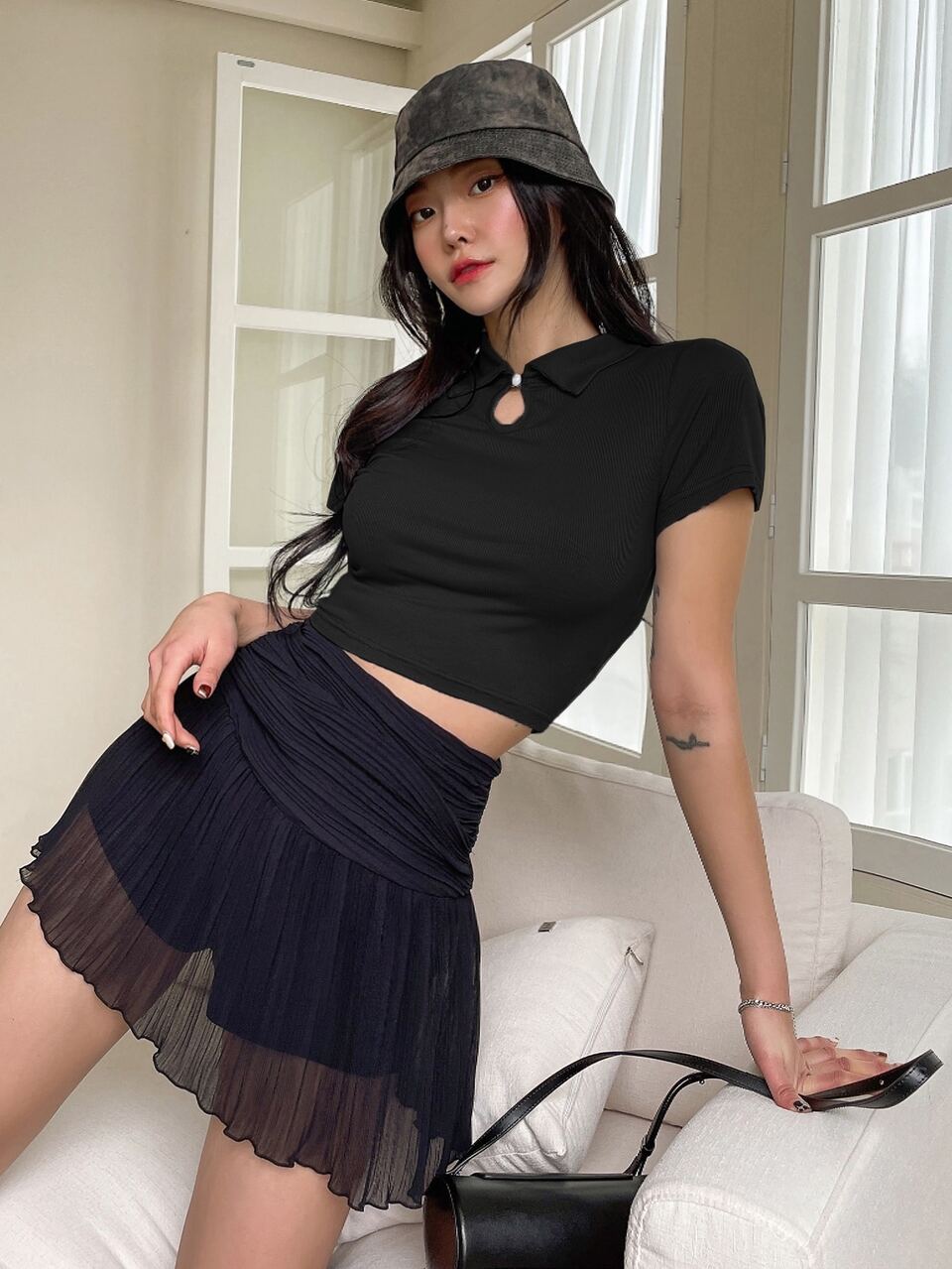Keyhole Neckline Ribbed Knit Tee