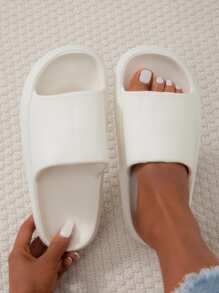 Women's Fashionable Minimalist Strap Plastic Slippers - White - View 5