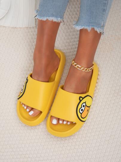 Pantoufles dessin animé texturé