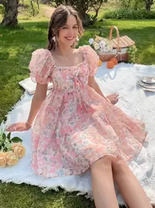 Soleia 方領滿版印花泡泡袖前打結網紗連衣裙 - 彩色 - 查看 3