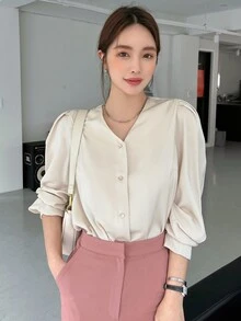 DAZY Blusa con botón delantero de manga farol - Beis - Ver 5