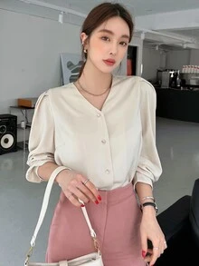 DAZY Blusa con botón delantero de manga farol - Beis - Ver 7