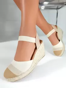 Styleloop Women's Buckle Decorated Round Toe Fashion PU Leather Black Combat Boots For Outdoor Wear For Summer Vacation Shoes Summer Elegant Basics Business Casual Business Chic Spring Shoes Spring Break Easter - Beige - View 2