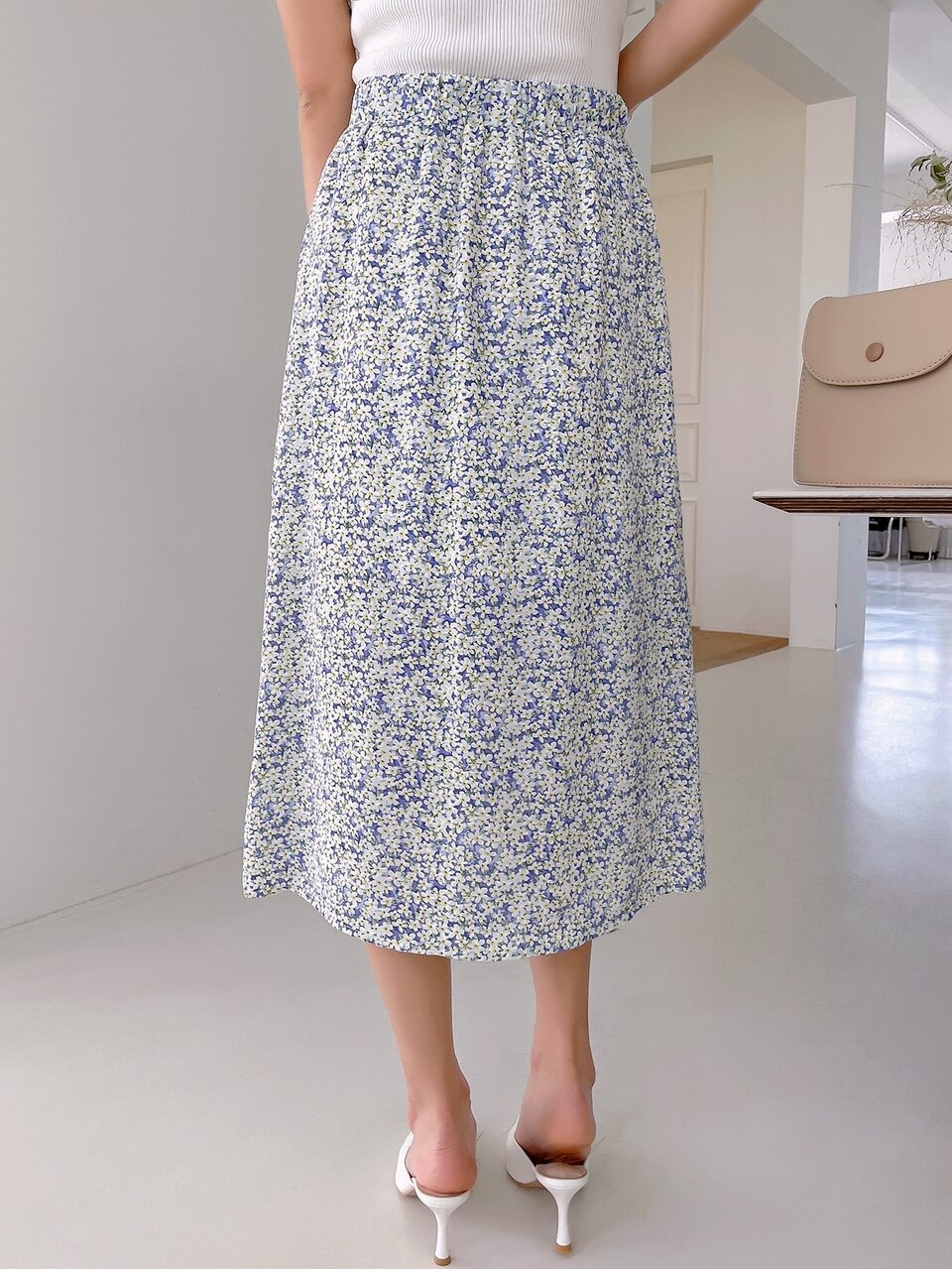 Ditsy Floral Split Thigh Skirt