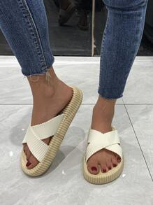 極簡風格交叉涼鞋 - 米色 - 查看 1
