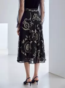 MOTF PREMIUM EMBROIDERY MESH OVERLAY SKIRT - Black - View 2