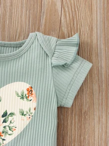 嬰兒花卉圖案和愛心圖案荷葉邊連身背心和附腰帶短褲和髮箍