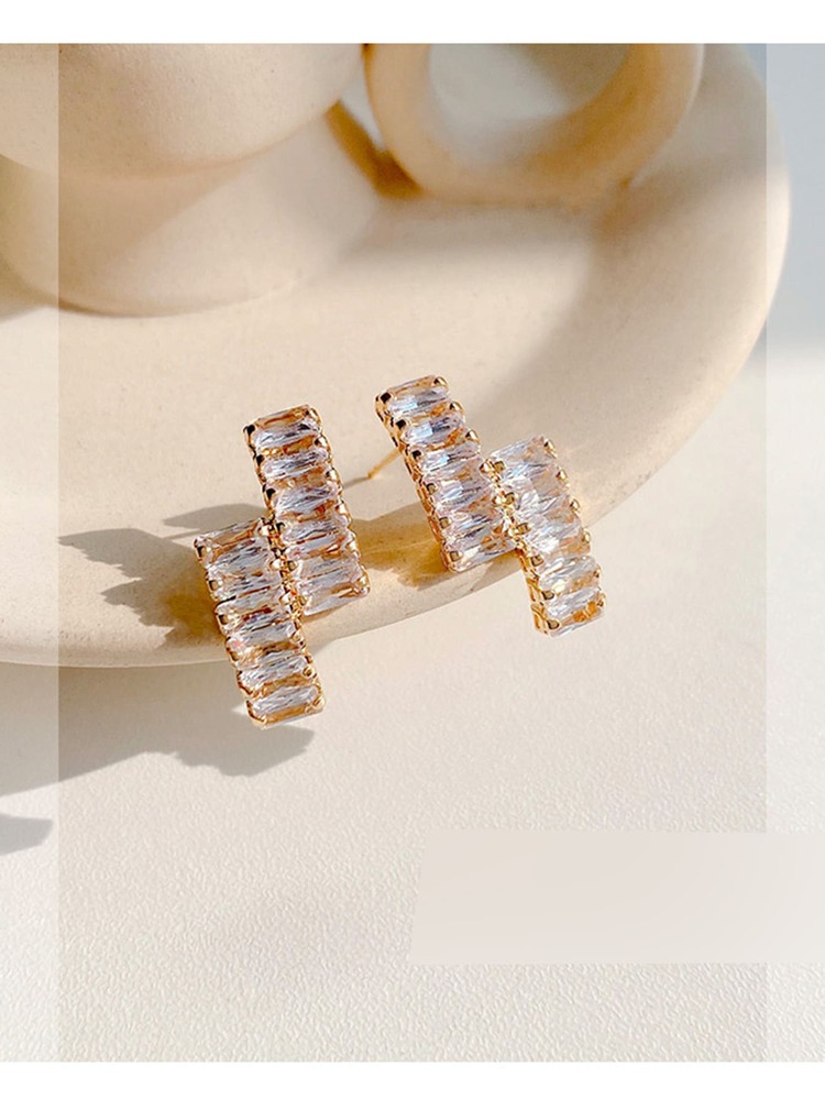 Nooxian Cubic Zirconia Decor Stud Earrings - Yellow Gold - View 5