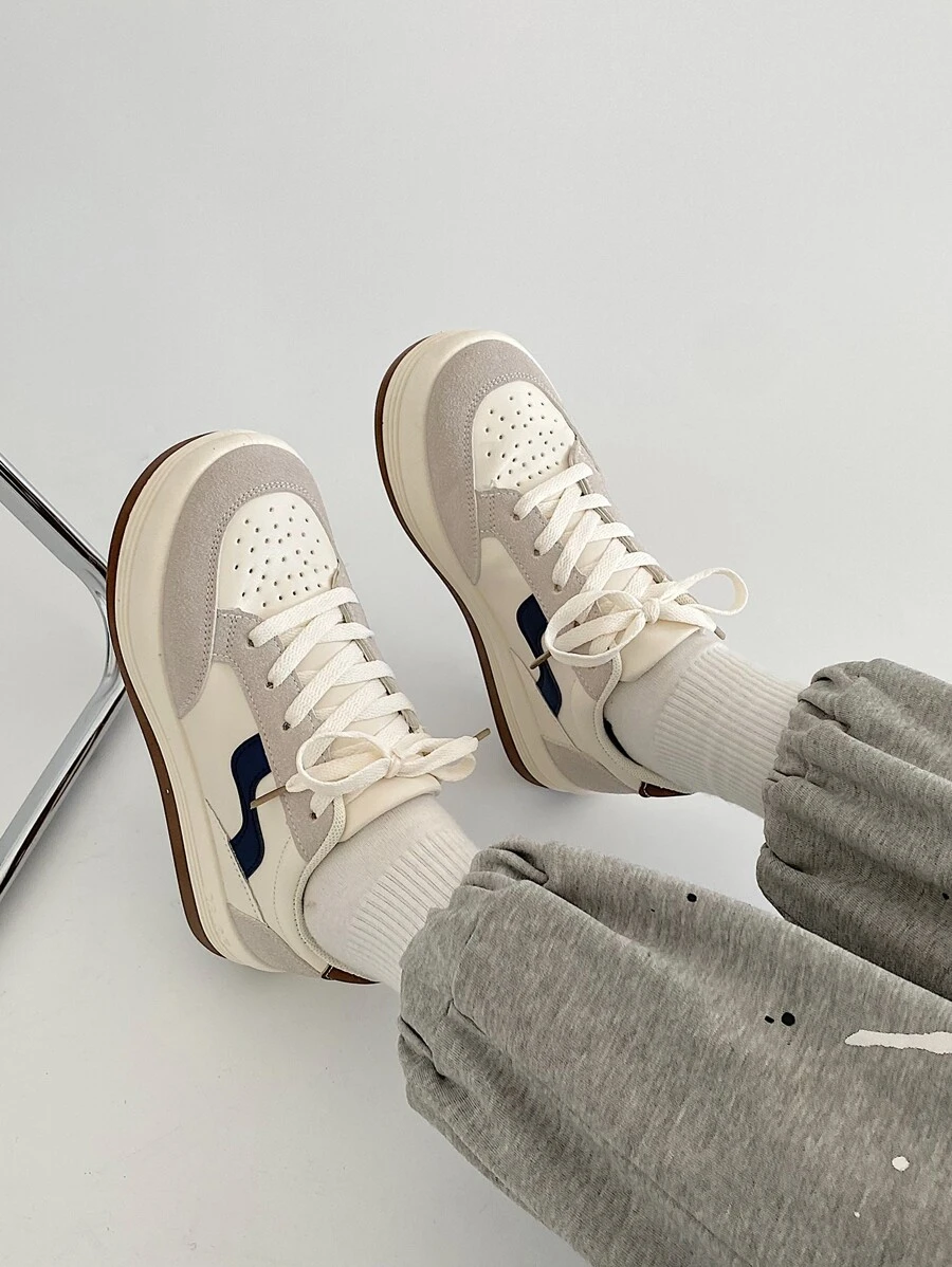 撞色前綁帶板鞋,淺褐色競技撞色女士休閒運動鞋 - 米色 - 查看 1