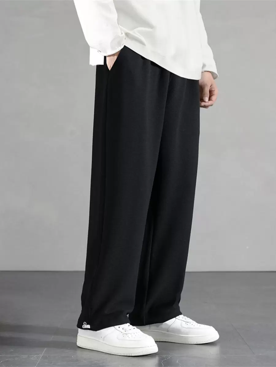 Manfinity Hypemode Lỏng lẻo phù hợp Nam Chi tiết bản Patch thư Viền kéo ra Quần - màu đen - Xem 1