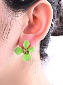 Hoa tai đinh tán trang trí - màu xanh lá - Xem 2