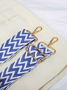 兩色調幾何刺繡細節提袋帶，可調式攜帶包裝飾，時尚耐用，新手及白領族理想選擇，適用於青少女、女性、大學生，是一份理想禮物裝飾配件。