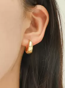 Minimalist Hoop Earrings - Yellow Gold - View 2