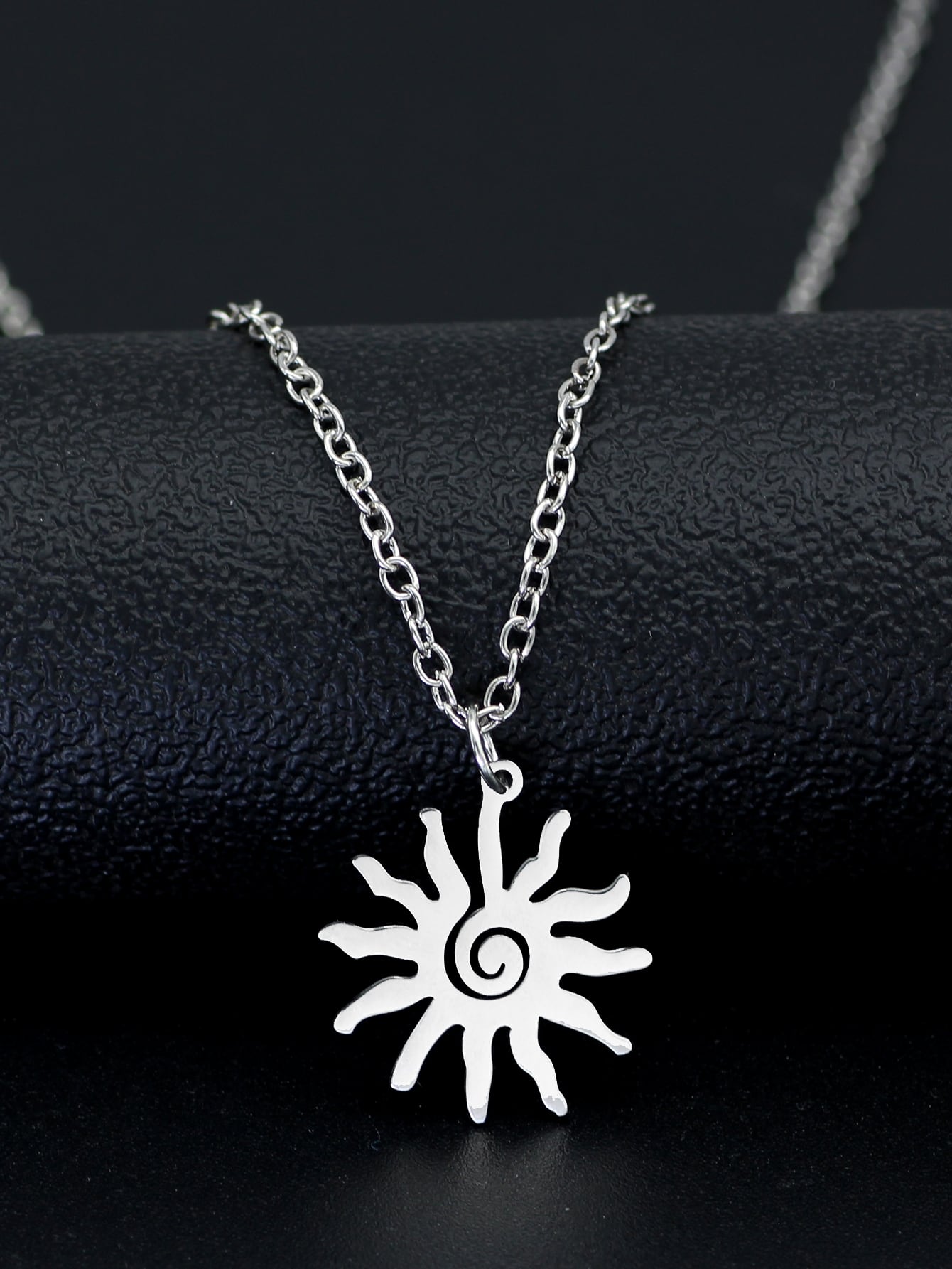 Men Sun Pendant Necklace | SHEIN EUR