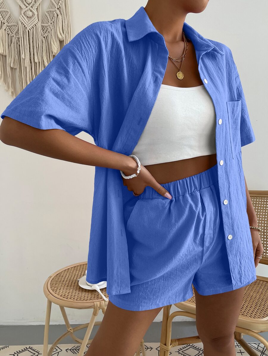 Shorts con blusa unicolor con parche de bolsillo de hombros caídos - Azul - Ver 1