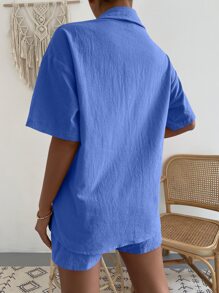 Shorts con blusa unicolor con parche de bolsillo de hombros caídos - Azul - Ver 2