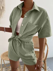 Shorts con blusa unicolor con parche de bolsillo de hombros caídos - verde menta - Ver 6