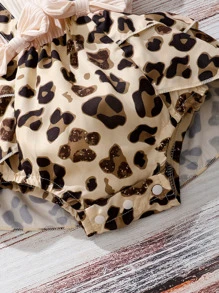 SHEIN Baby 2 In 1 Leopard Bow Front Bodysuit With Headband