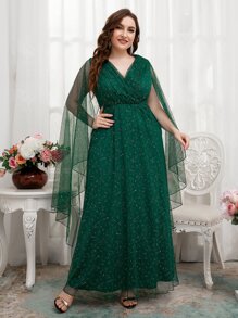 SHEIN Belle Talla grande Vestido de dama de honor de manga capa de malla de fiesta - Verde militar - Ver 2